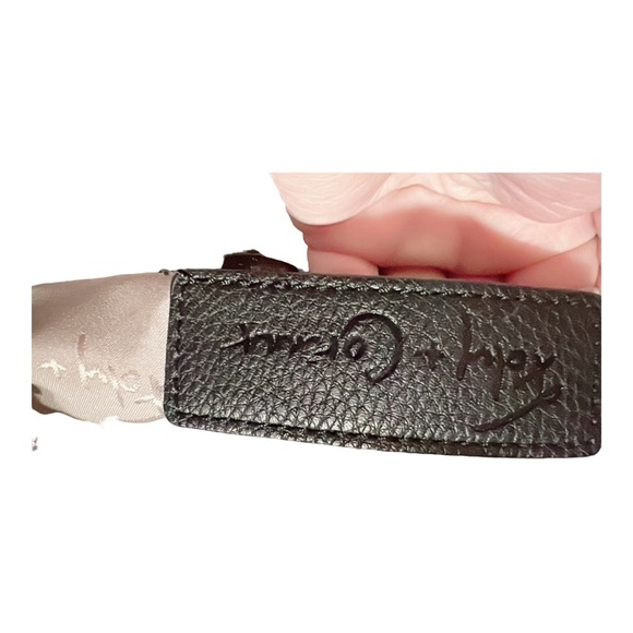 Foley & Corrina leather handbag - Picture 7 of 9